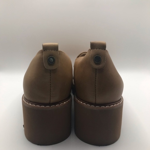 Naturalizer Women’s Darry Lug Sole Loafer Toffee Leather - Picture 8 of 9